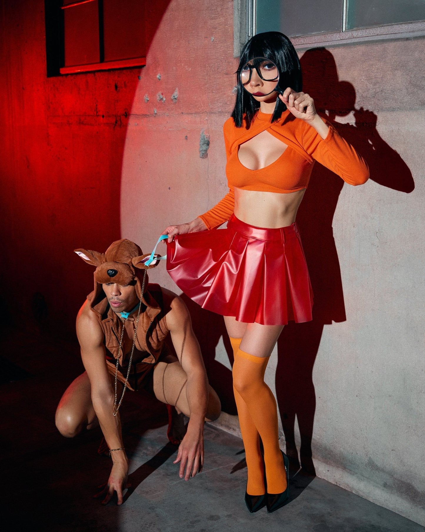 Roma 3pc Mystery Solving Babe Costume.