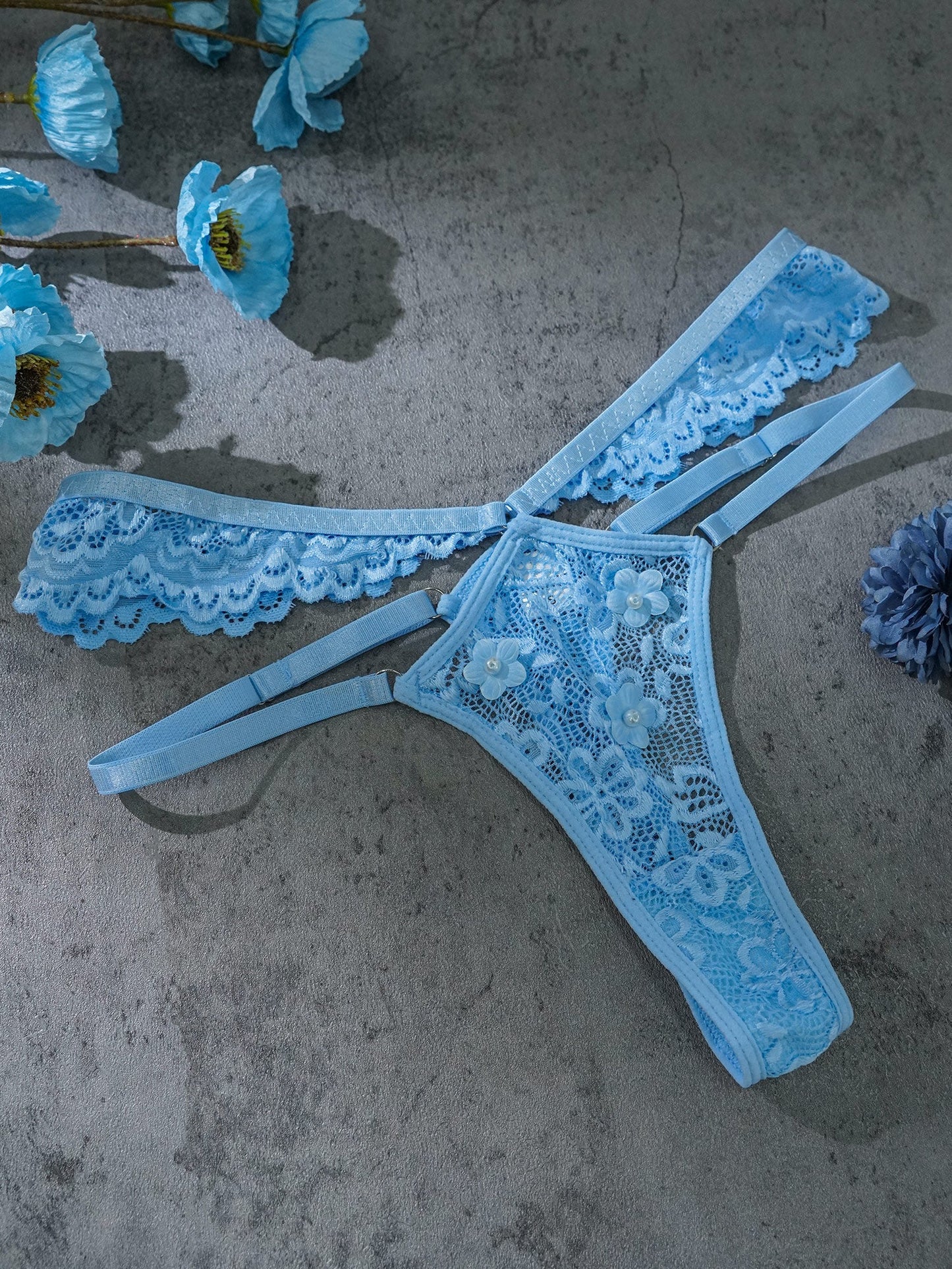 Blue Pearls Small Flower Lace Lingerie Set.