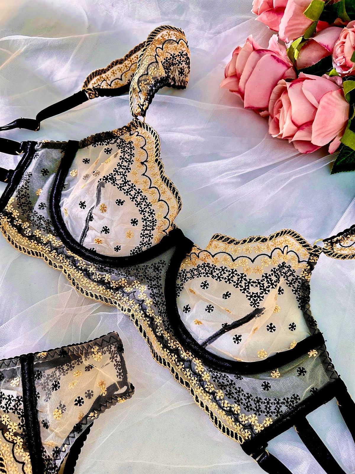 Black&Gold Luxury Lace Embroidered Lingerie Set