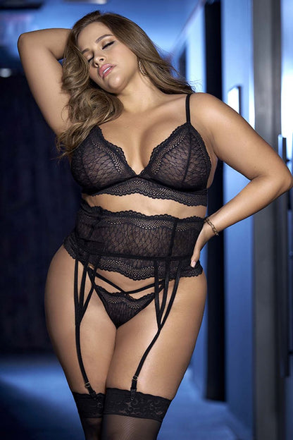 Mapale 8682X Curvy Size Three Piece Set Color Black.
