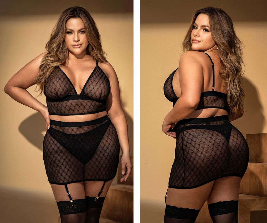 Mapale 8776X Curvy Size Three Piece Set Color Black.