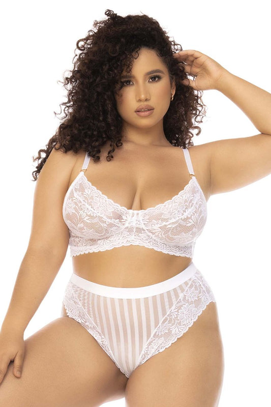 Mapale 8842X Curvy Size Emberly Two Piece Set Plus Color White.