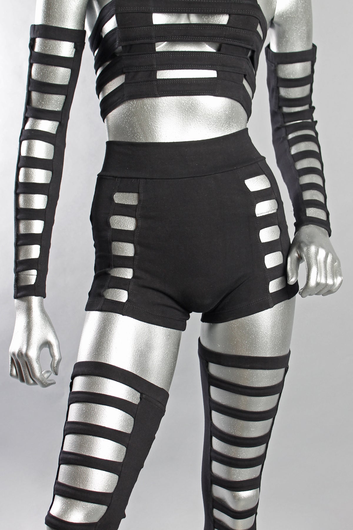 Five and Diamond Cage Shorts - black cotton